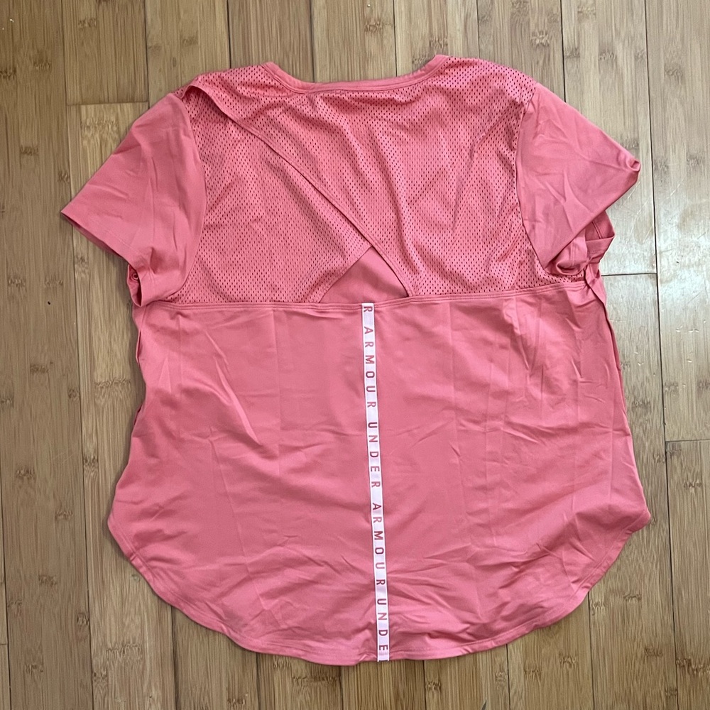 Cutout workout Top